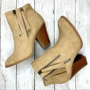 Journee Collection Women's Vally Dual-Zip Bootie Heeled Boot Hees - Taupe 9